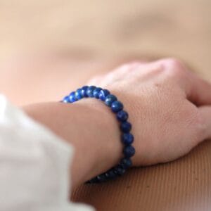 Torokcsakra támogatója lazurit női ásványkarkötő (18cm)