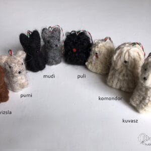 Magyar kutyafajták magyar gyapjúból – nemezelt kuvasz cikta gyapjúból