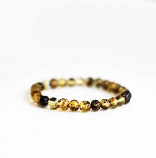 Zöld balti borostyán karkötő