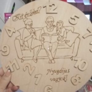 Nyugdíjba vonulásra fali óra