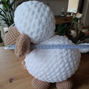 Egyedi kézműves bárány 28 cm