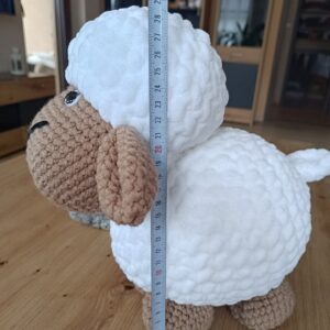Egyedi kézműves bárány 28 cm