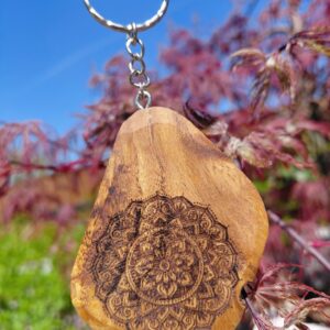Mandala No-001.Egyedi fa gravírozott kulcstartó.