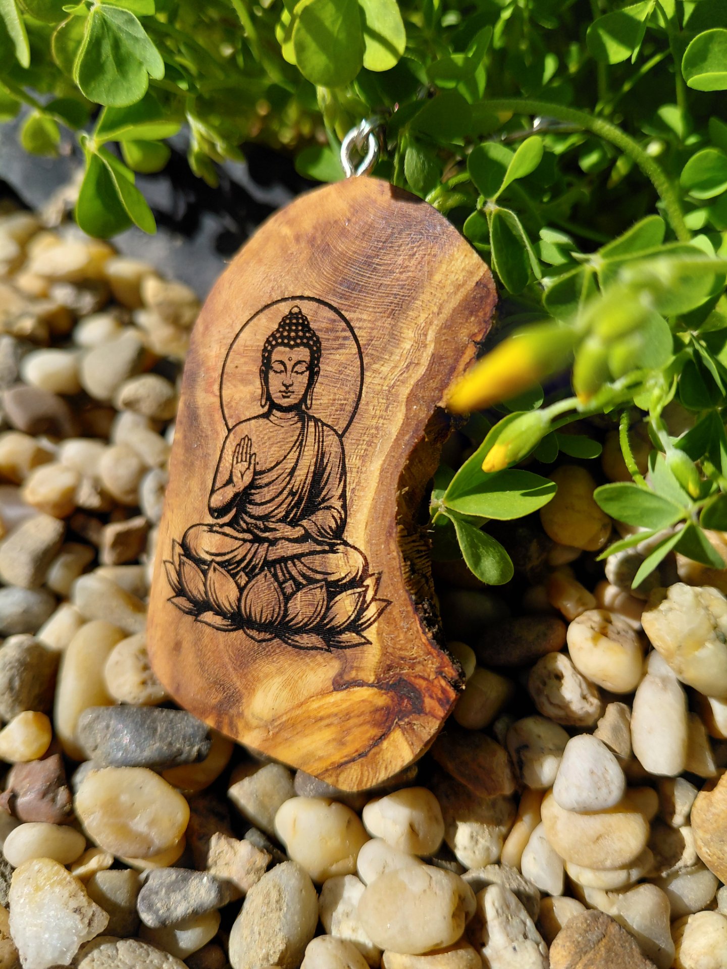 Budha 002.Egyedi fa gravírozott kulcstartó.