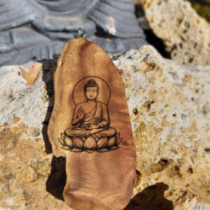 Budha 003.Egyedi fa gravírozott kulcstartó.