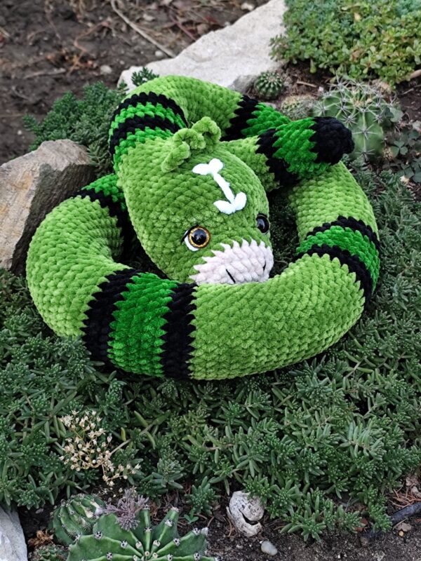 Ártalmatlan 😊 Plüss kigyó 🐍