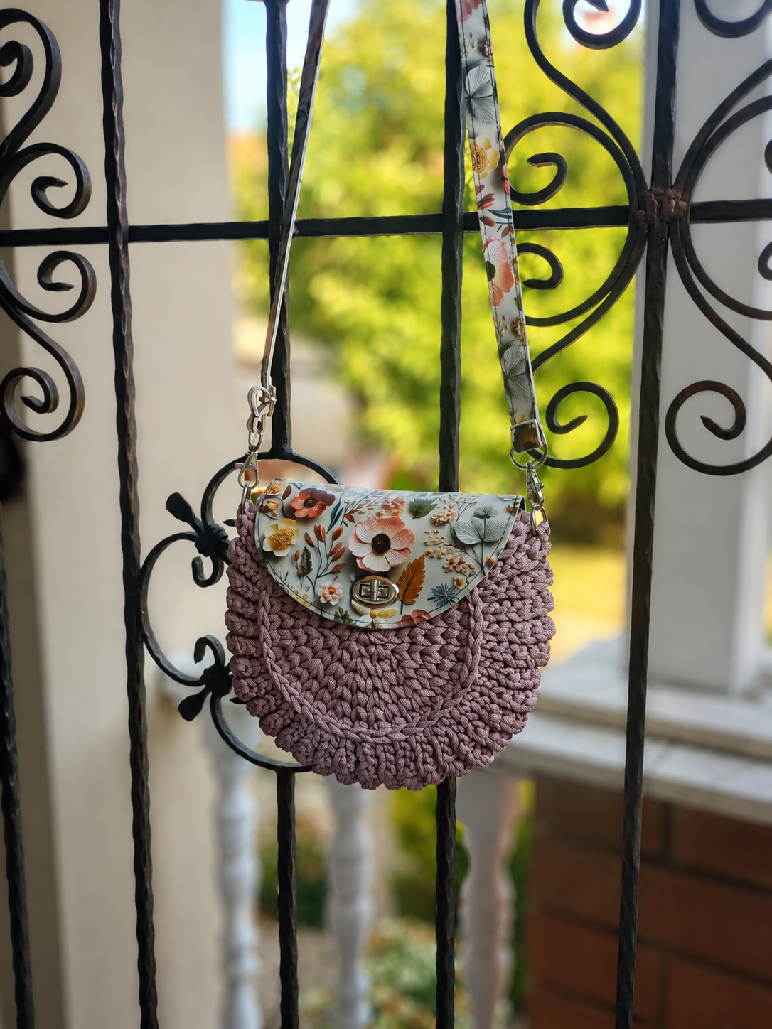 Horgolt crossbody táska