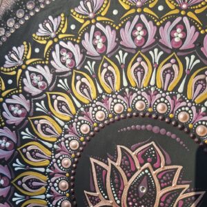 Lótusz egyedi pontozott mandala