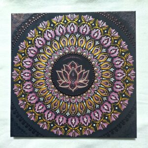 Lótusz egyedi pontozott mandala