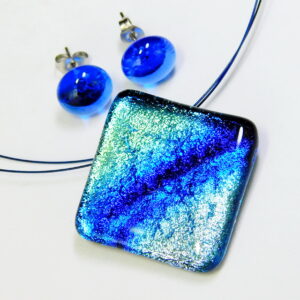Ezüst kék csíkos dichroic üveg ékszerszett