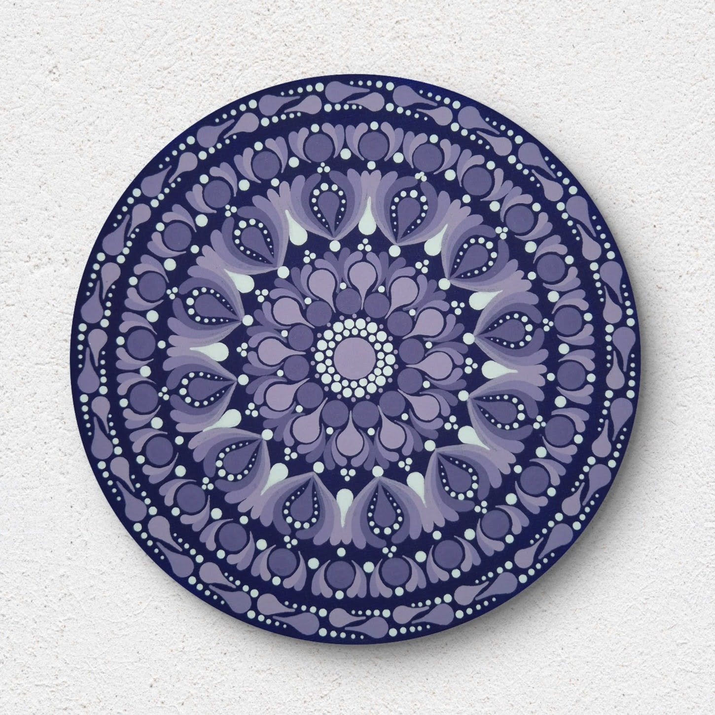 Lila mini mandala – 20 cm átmérőjű akril festmény