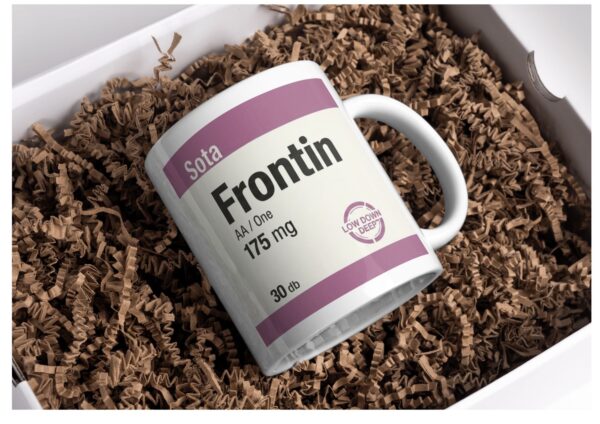 Amikor már a kávé sem segít: Az Őszinte Frontin Bögre! ☕️🤪