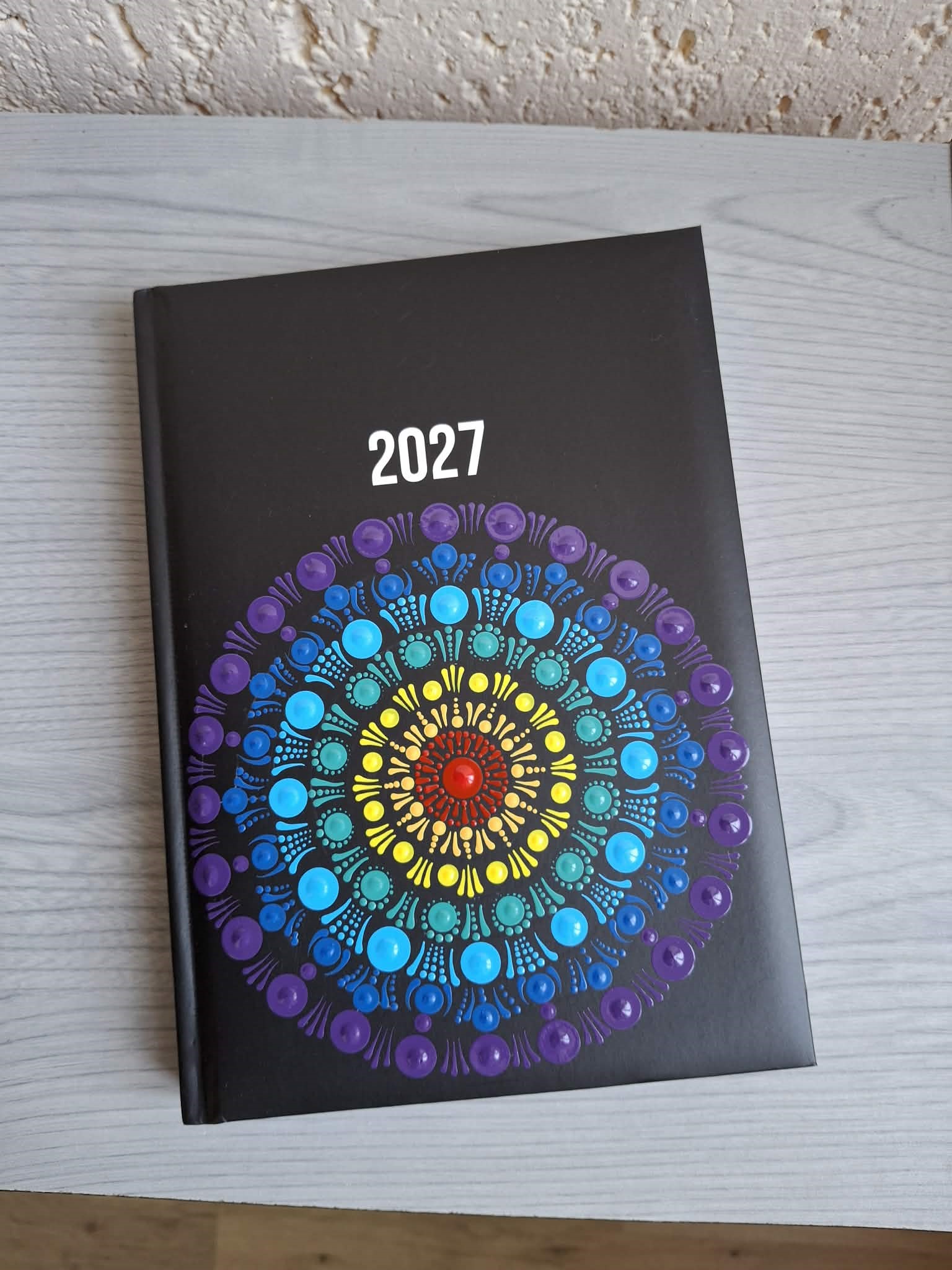 Mandala mintás 2027 Határidő-napló – Kézzel festett egyedi napló, ajándék nőknek