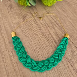 Élénk zöld – arany fonott paracord nyaklánc nemesacél lánccal