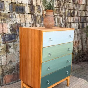 Egyedi, felújított retro komód / Mid-Century Modern fiókos szekrény