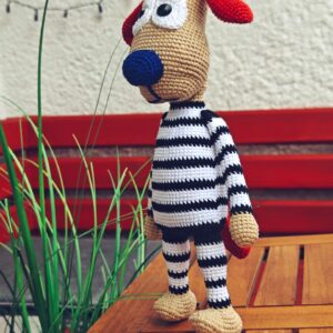 Zebrapizsamás kutyus, horgolt