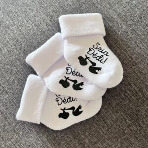 Baba bejelentő zokni