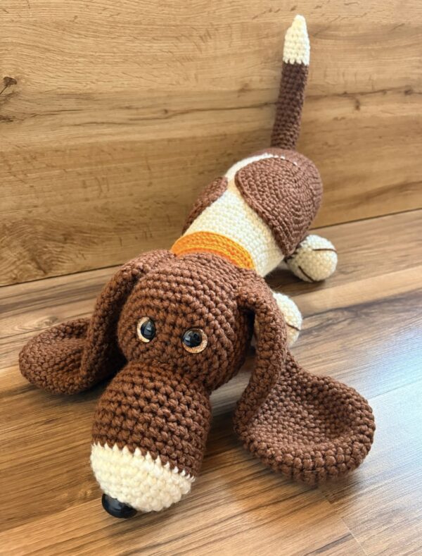Basset Hound horgolt kutyus