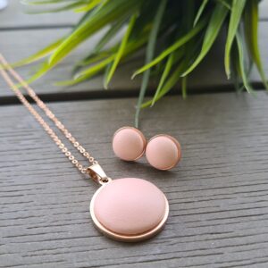 Matt púder – rosegold nemesacél medálos nyaklánc és fülbevaló szett