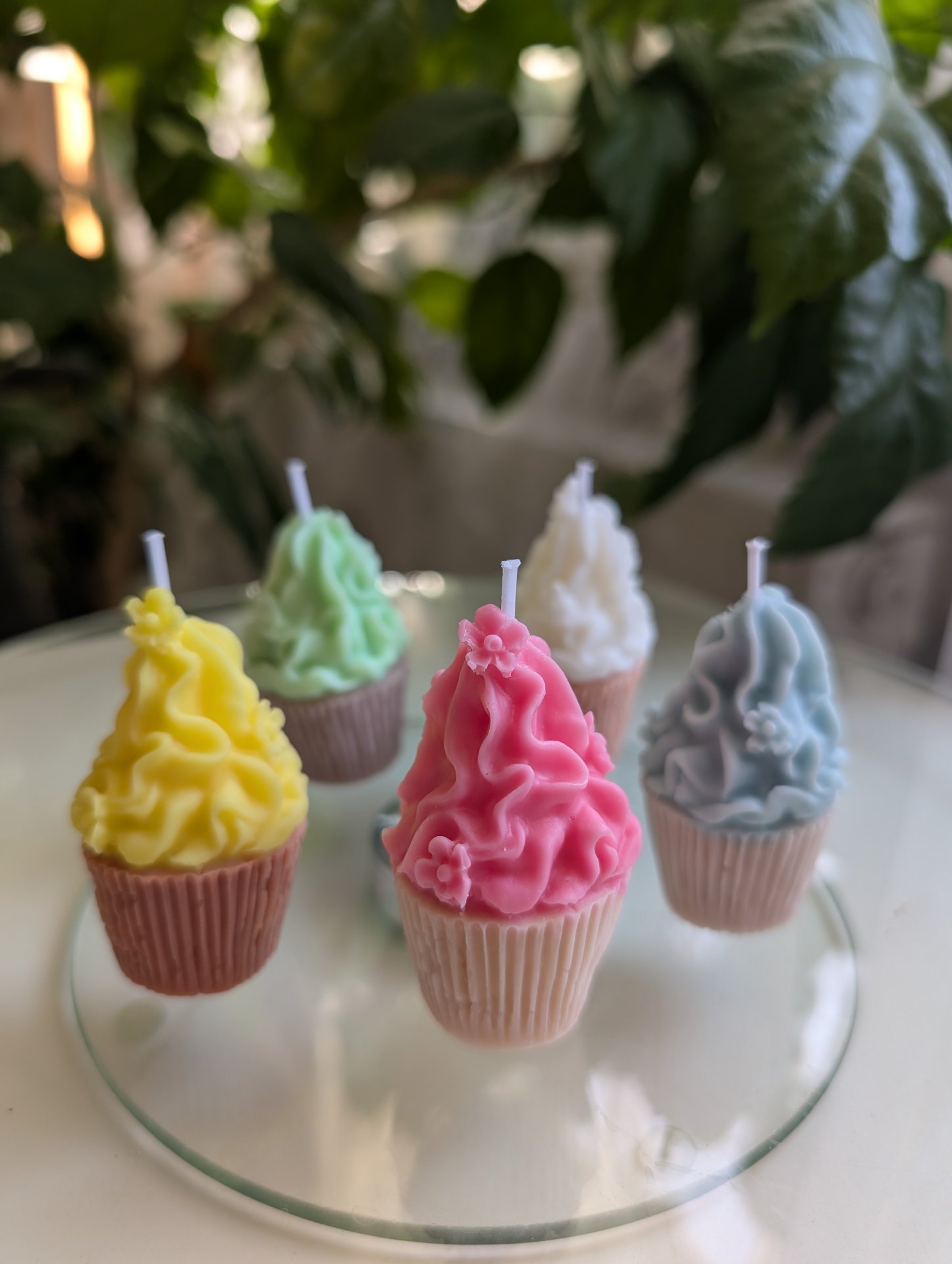 Mini cupcake gyertya csomag – 5 db-os szett, választható színekben (8 cm)