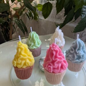 Mini cupcake gyertya csomag – 5 db-os szett, választható színekben (8 cm)