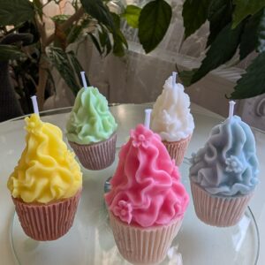 Mini cupcake gyertya csomag – 5 db-os szett, választható színekben (8 cm)