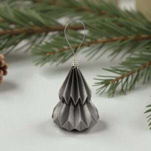 Kis fenyő origami dísz grafitmetál színben KF013