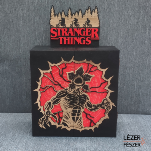 Stranger Things fa gyűjtőszekrény Kinder Joy figurákhoz