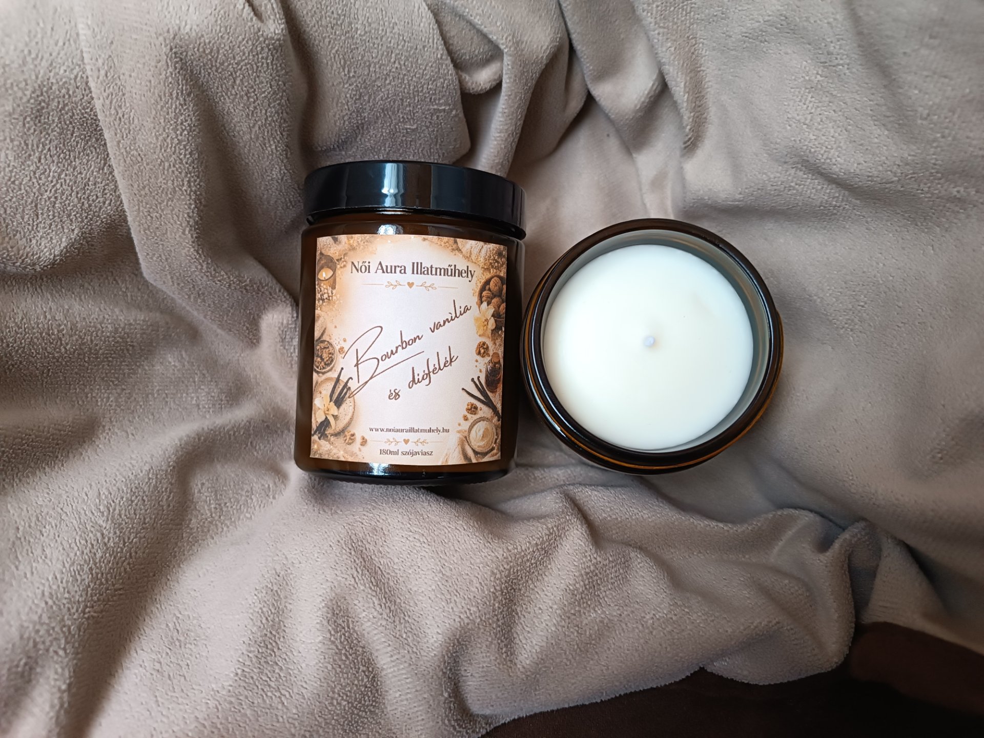 Bourbon vanília és diófélék szójaviasz illatgyertya 180ml