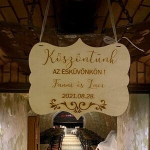 Köszöntő tábla Esküvőre