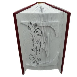 Elegáns monogram – Díszített kezdőbetűs könyvszobor