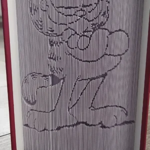 Egy igazi klasszikus – Garfield körvonalú könyvszobor