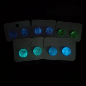 Cosmic Glow csillogó, sötétben foszforeszkáló pontfülbevaló