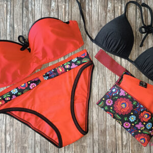 Piros-fekete menstruációs fürdőruha alsó, bikini alsó, fürdőbugyi