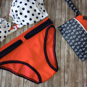 Piros-sötétkék menstruációs fürdőruha alsó, bikini alsó, fürdőbugyi