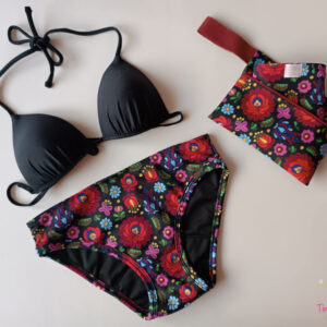 Matyó mintás csípőfazonú menstruációs bikini, fürdőruha alsó, fürdőbugyi