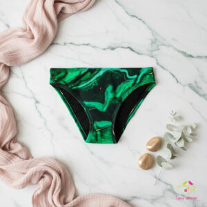 Zöld márvány mintás bevarrt magos bikini bugyi, erős vérzéshez
