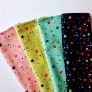 Gyerek textil zsebkendő, meglepetés mintával