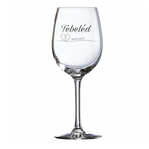 Személyre szabott gravírozott borospohár – „Tebeléd”