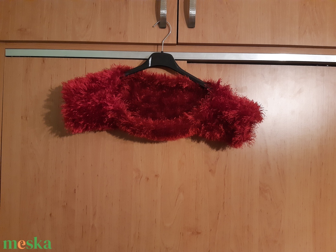 Kötött rövidujjú piros boleró kislánynak