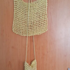 Horgolt nyári, hálós, ujjatlan felső