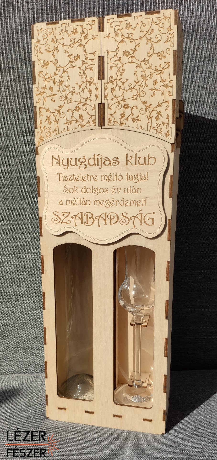 Dupla pálinkás ajándékdoboz – nyugdíjba vonulásra