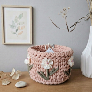 Manda virágos kerek 16 cm kosár „Aranyrózsa szín”