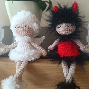 Horgolt egyedi angyalka és krampusz