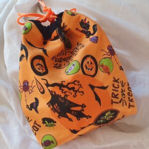 Halloweeni csokigyűjtő szütyő