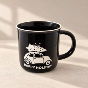 Fekete autós karácsonyi bögre Happy Holiday felirattal