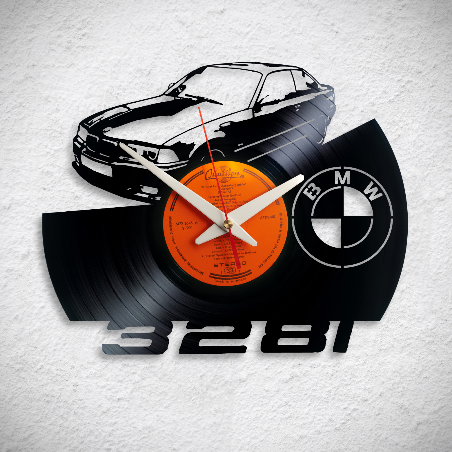 BMW 328i – Bakelit falióra