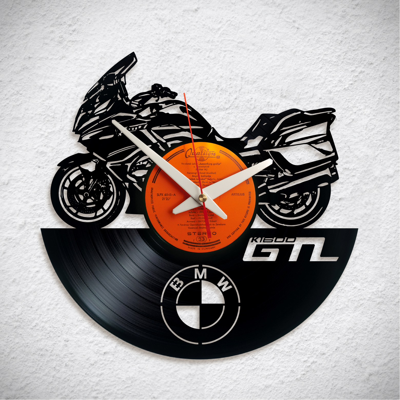 BMW K1600GTL – Bakelit falióra