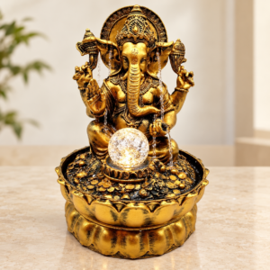 Arany Ganesh szökőkút üveggömbbel és LED világítással, 30 cm