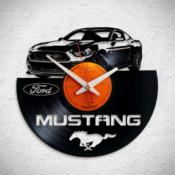 Ford Mustang 2015 – Bakelit falióra